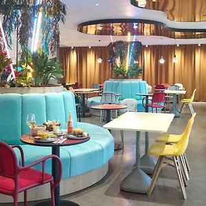 Hotel 17 Batignolles, Paryż